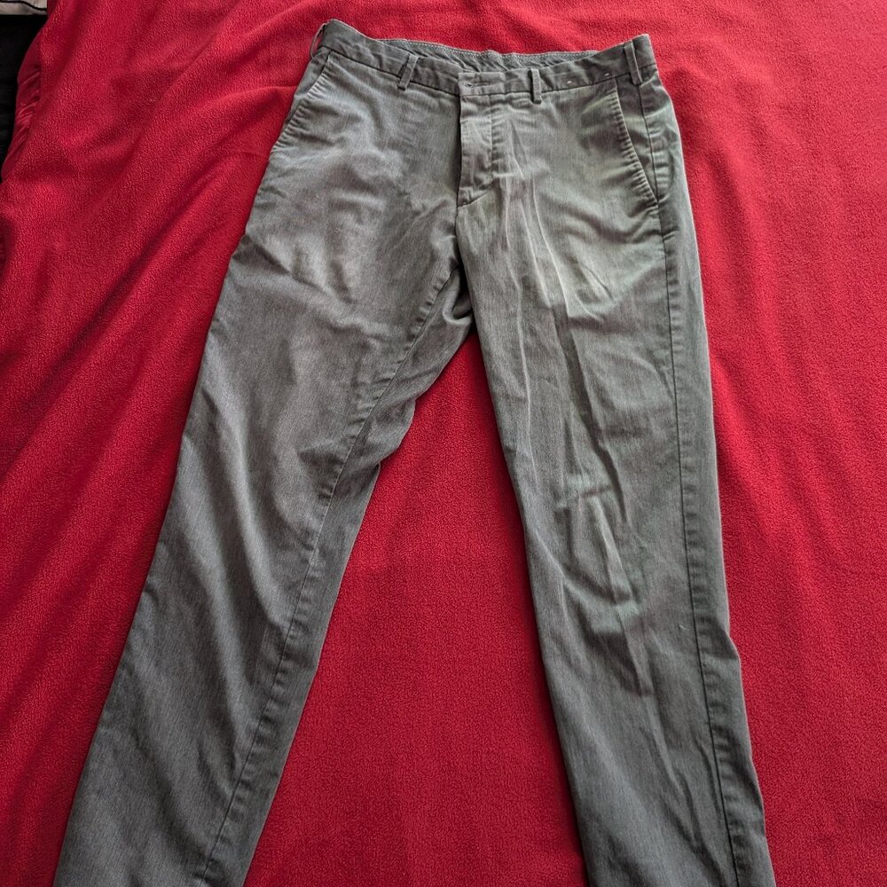 Uniqlo Gray Slim Dress Pants